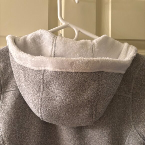 Grey Fleece-Lined North Face Jacket - Picture 8 of 8